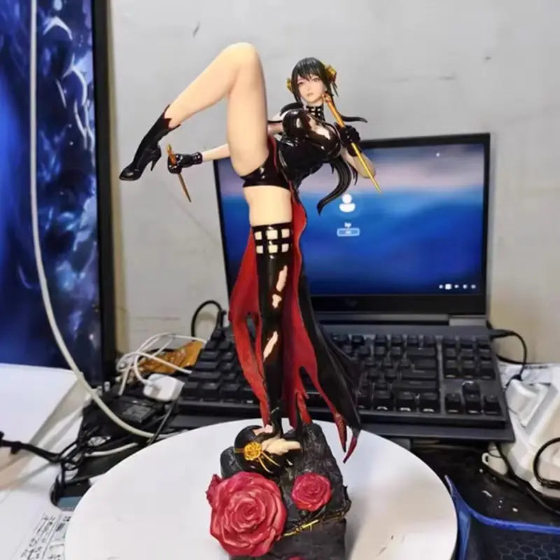 SPY×FAMILY Yor Forger Battle Pose PVC Figure