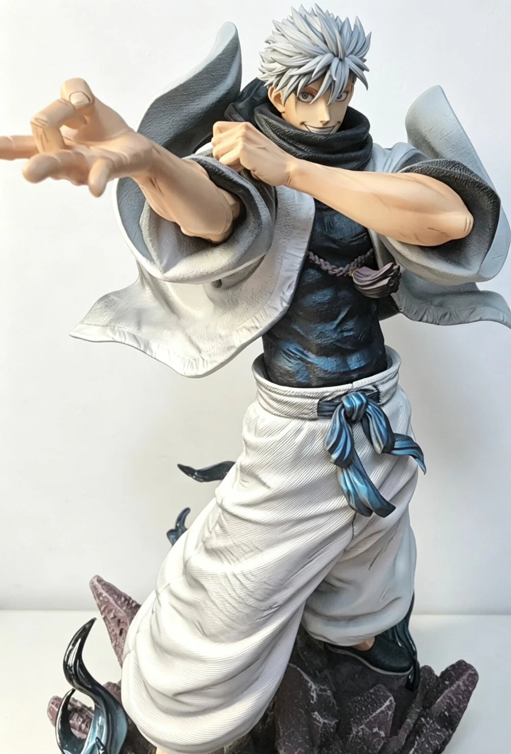 Exclusive 1/7 Scale JJK Gojo Satoru Resin Statue