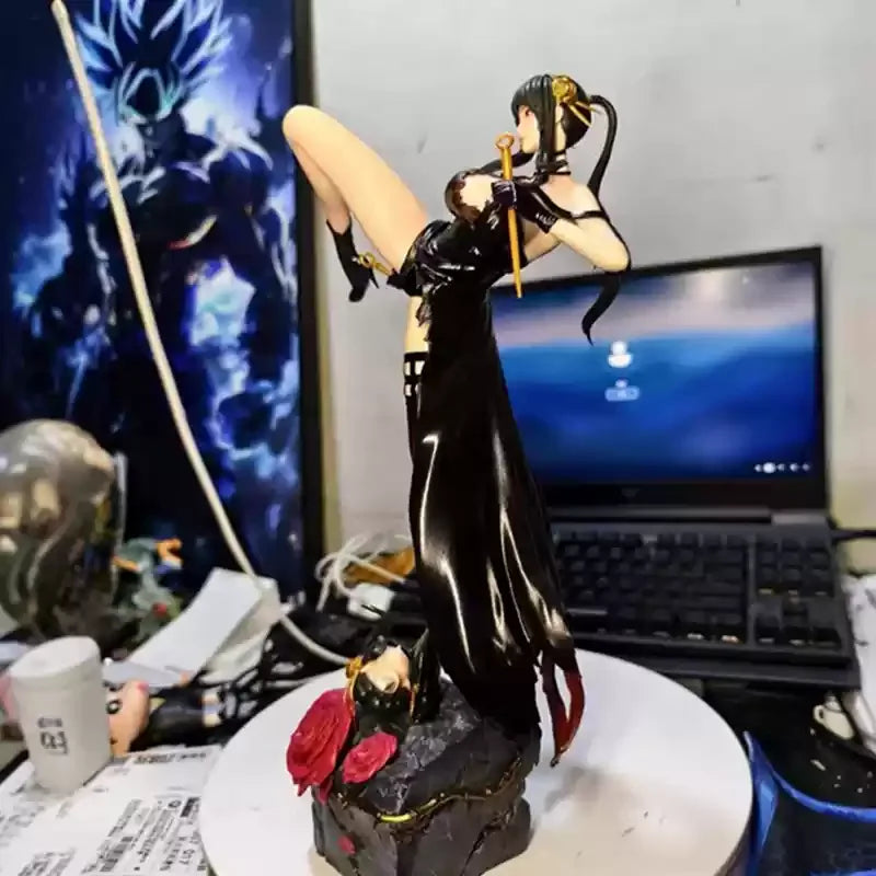 SPY×FAMILY Yor Forger Battle Pose PVC Figure