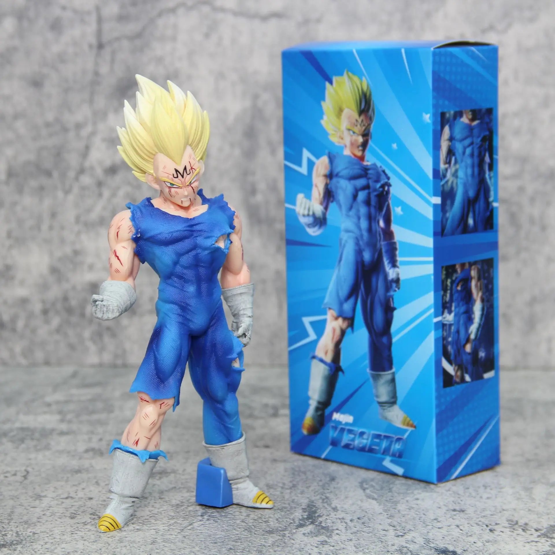 Dragon Ball Z Super Saiyan Vegeta PVC Figure